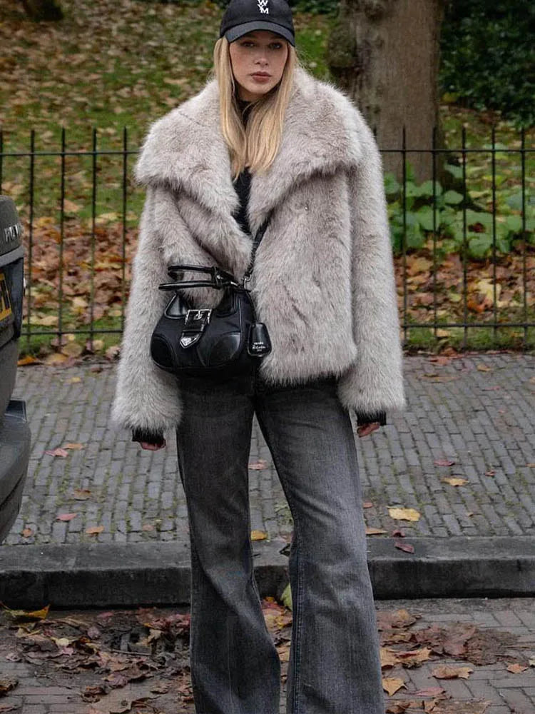 Women Cropped Faux Fur Long Sleeve Thick Coat