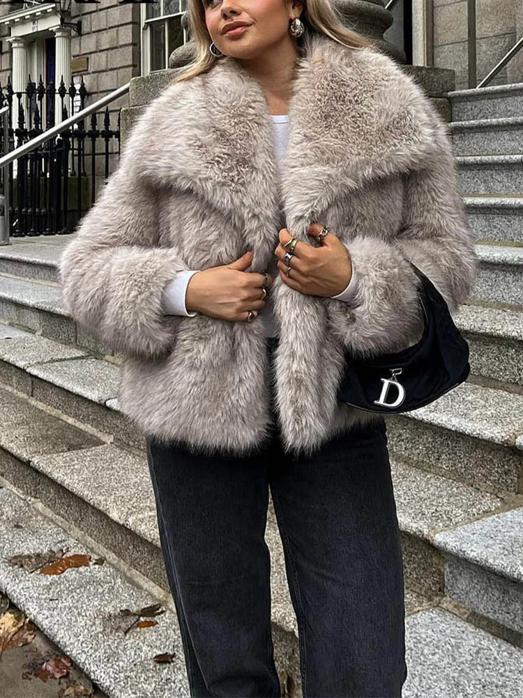 Women Cropped Faux Fur Long Sleeve Thick Coat